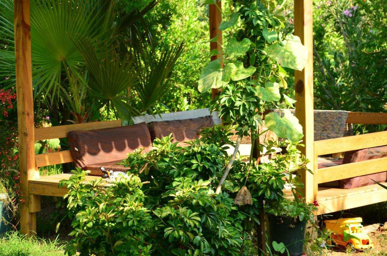 Tunays Pansiyon Bed and Breakfast Çıralı Esterno foto