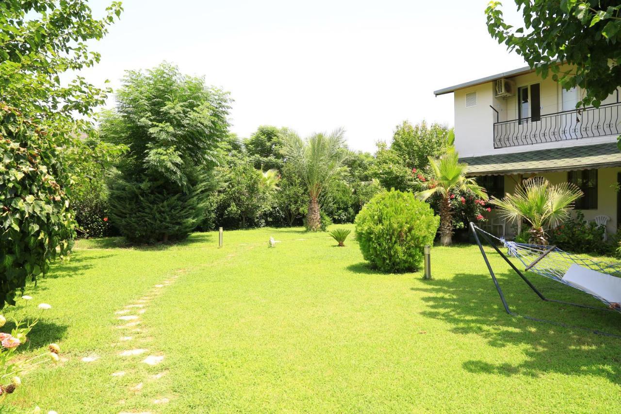 Tunays Pansiyon Bed and Breakfast Çıralı Esterno foto
