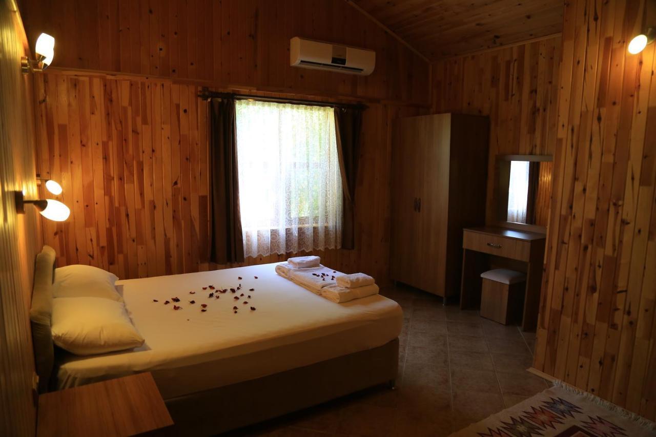 Tunays Pansiyon Bed and Breakfast Çıralı Camera foto