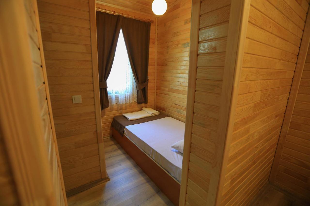 Tunays Pansiyon Bed and Breakfast Çıralı Esterno foto
