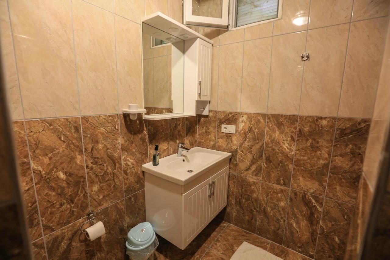 Tunays Pansiyon Bed and Breakfast Çıralı Esterno foto